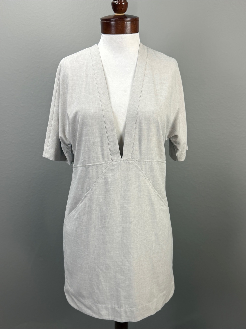 AEL Amy enjoy Life Oatmeal Deep V neck Dolman Shift Dress Sz M Minimalist